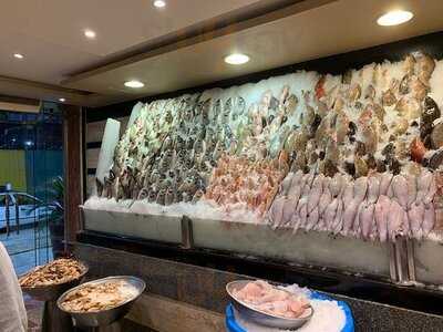 مطعم قدورة للاسماك