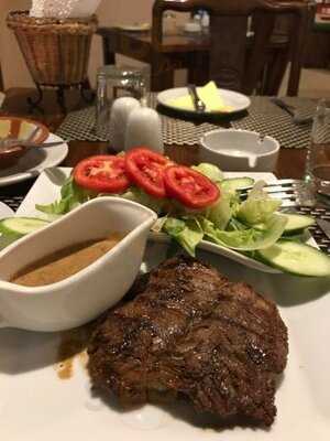 مطعم فيتوريوس