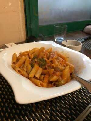 مطعم فيتوريوس