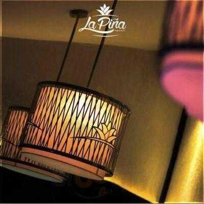‪la Pina Restaurant & Cafe‬