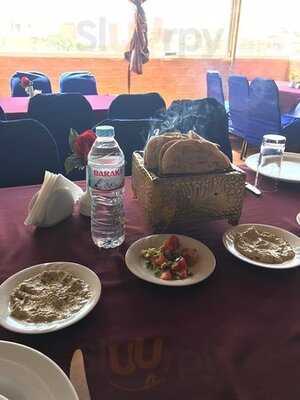 ‪royal King Restaurants‬