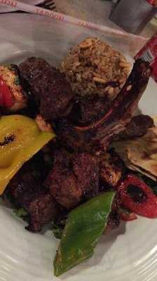 ‪taboon Urban Lebanese Restaurant‬