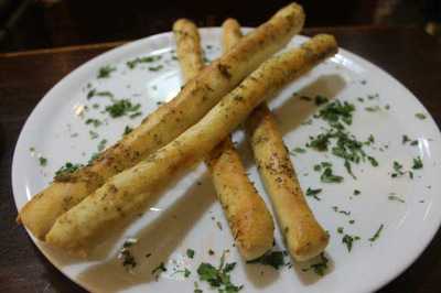 ‪pizza Al Forno‬