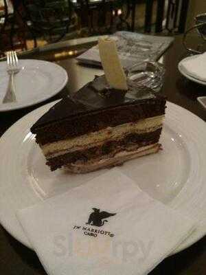 د فيو لاونج و بار