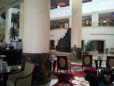 د فيو لاونج و بار