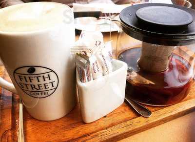 فيفت ستريت كافي