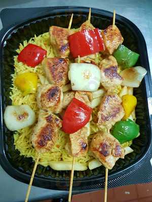 أنس الدمشكي