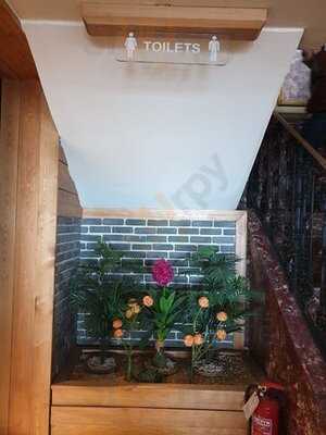 روستري ترييو