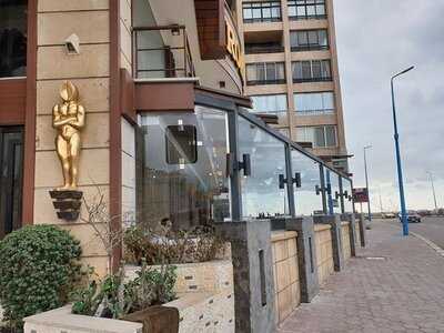 روستري ترييو