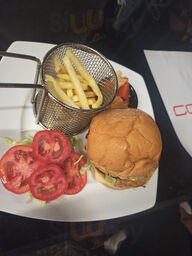 كارباتشو نايل لاونج