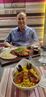 ‪de La Vega Lounge‬