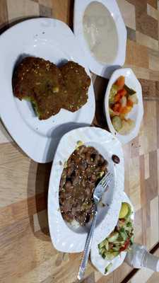 ‪abou Awad Restaurants‬