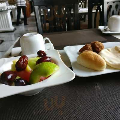 ‪paradise Inn Roof Cafe Windsor Palace‬