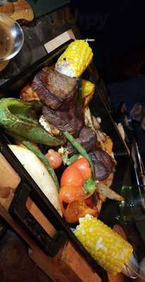 ‪pinchos Tapas Bar & Restaurant‬