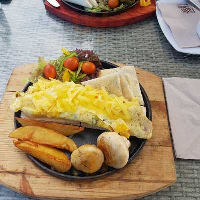 كارلوس كافيه