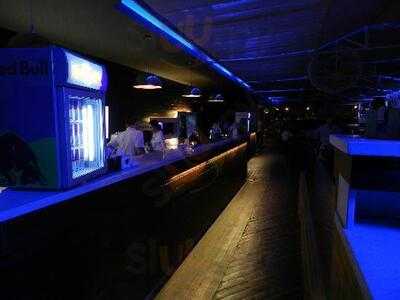 ياسو لبنيز لاونج