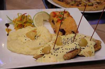 ‪braavos Lounge‬