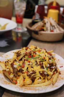 ‪braavos Lounge‬