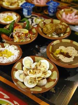 ‪braavos Lounge‬