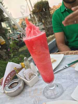 ‪shakespeare And Co.‬