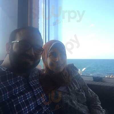 ‪rio Cafe & Restaurant‬