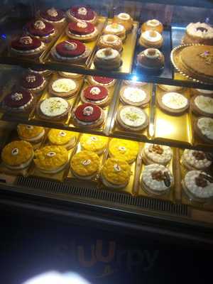 ‪el Domyaty Restaurants‬