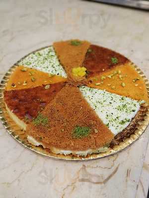 ‪el Domyaty Restaurants‬