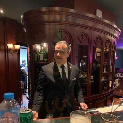 بليني كوكتيل لاونج