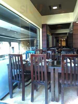 ‪sun Z Restaurant And Lounge‬