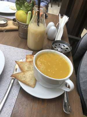 ‪al Manzil Lebanese Garden‬