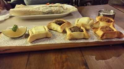 ‪al Manzil Lebanese Garden‬