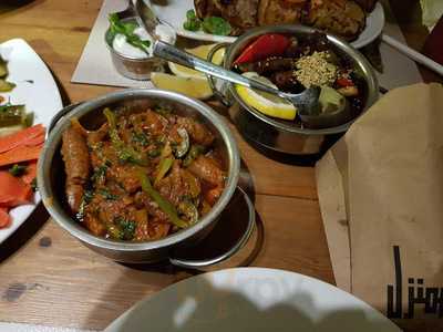 ‪al Manzil Lebanese Garden‬