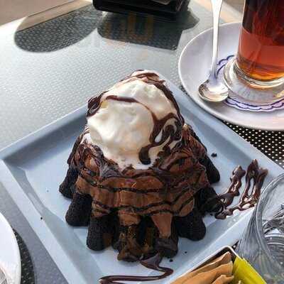 أميتشي غاردن