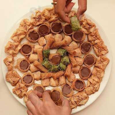 ‪el Saada Pastry‬