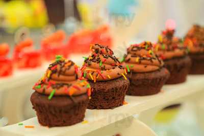 ‪brothers Restaurants‬