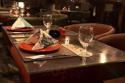 مطعم ولاونج ميزار