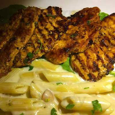 ‪linguini Restaurant & Cafe‬