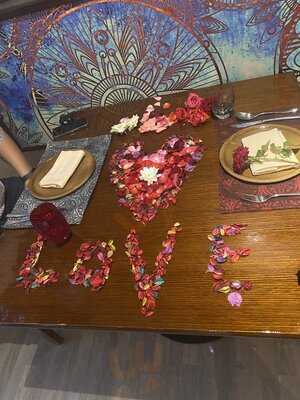 ‪el-khan Restaurant‬