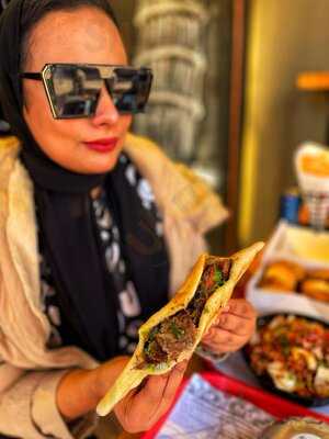 ‪kazdora Shawarma & Potato‬