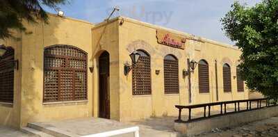 ‪al Khan Restaurant & Cafe‬