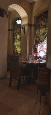 ‪al Khan Restaurant & Cafe‬