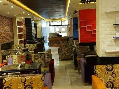 ‪smile Caffe And Restaurant‬