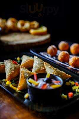 ‪nyx Bar & Lounge‬