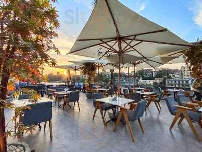 ‪abou Al Zouz Restaurant‬