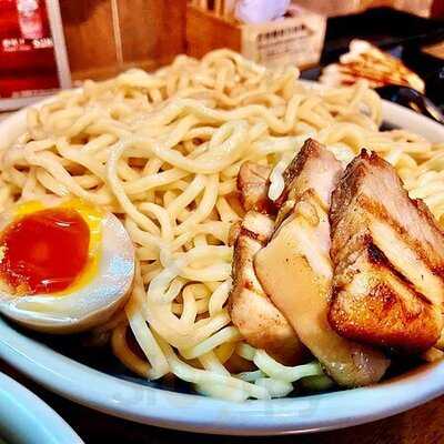 面鮮醬油房 周月 (歌賦街)