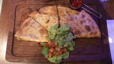 Cali-mex Bar & Grill (西營盤)