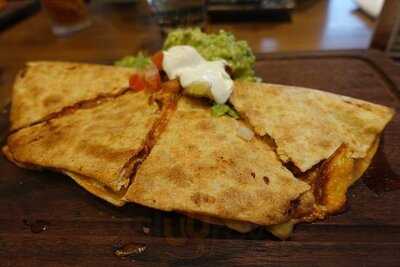 Cali-mex Bar & Grill (西營盤)