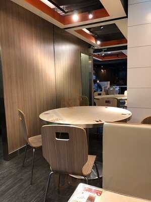 香港仔南記粉麵 (銅鑼灣店)