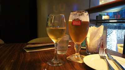 Alibi - Wine Dine Be Social (香港康得思酒店)