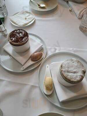 文華扒房及酒吧